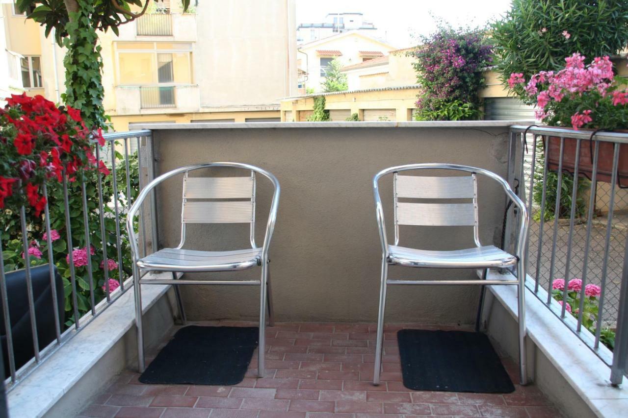 Bed and breakfast Pisa Town Extérieur photo